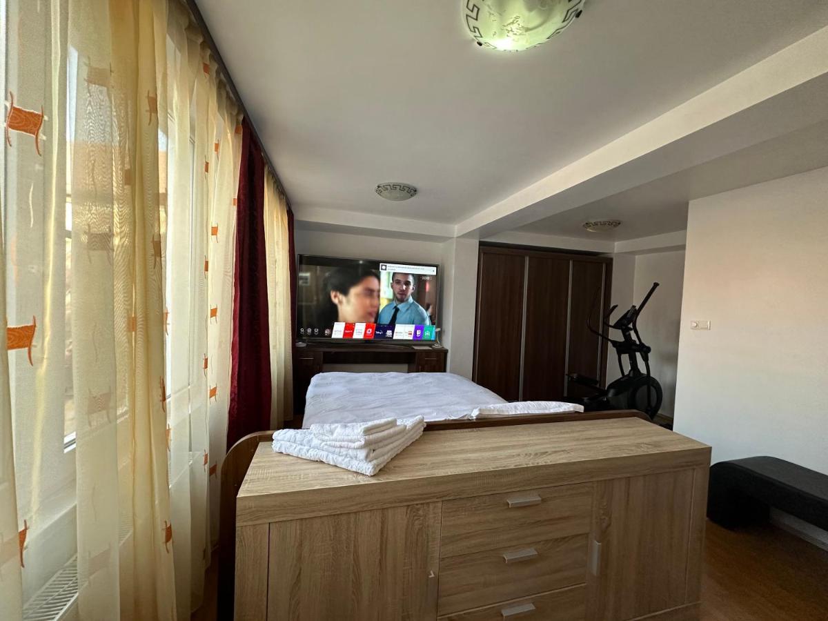 הוילה Brasov Place מראה חיצוני תמונה